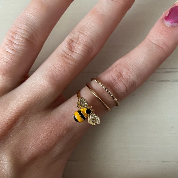 NWOT Madewell set of five bohemian bumble bee butterfly gold rings - Picture 6 of 6